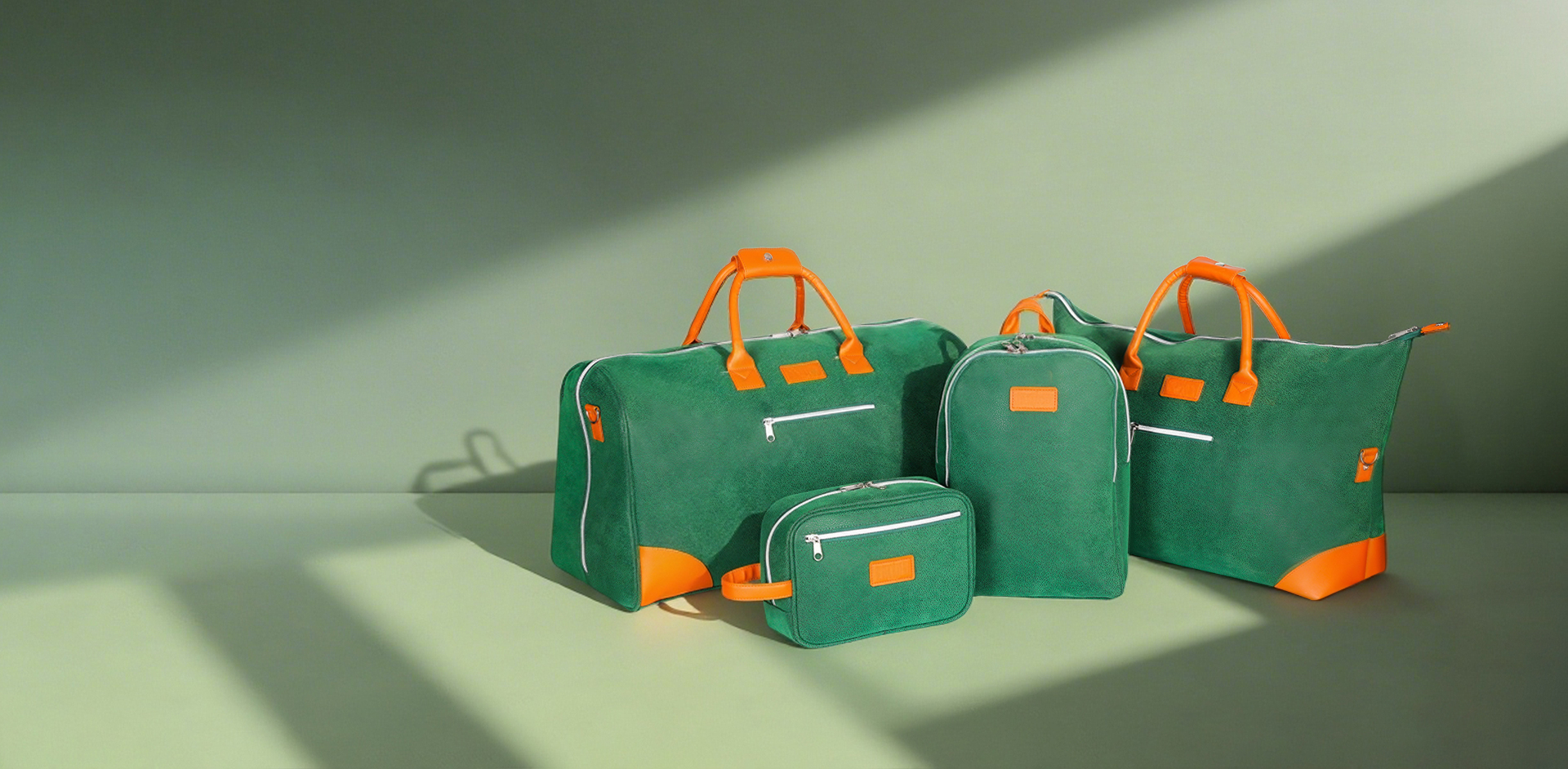 Pinghu Huacheng Coupcase & Bag Co., Ltd.